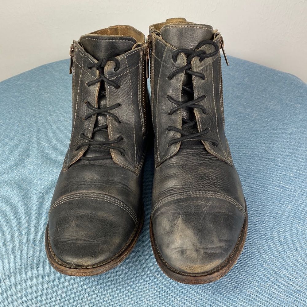 BED STU Bonnie Short Leather Gray Ankle Boots, size 8.